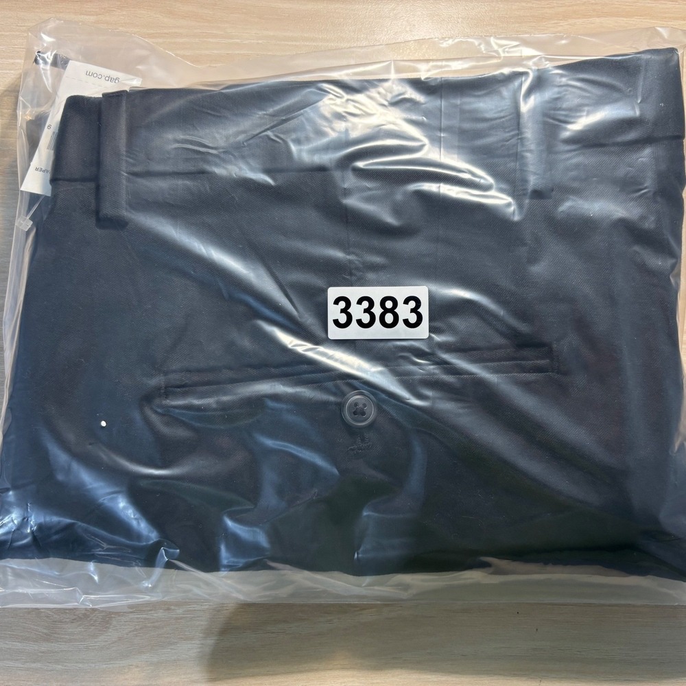 GAP Pants Men's Size 34x32 Black Athletic Fit Black Straight Leg‎ Chino NWT - Picture 6 of 6